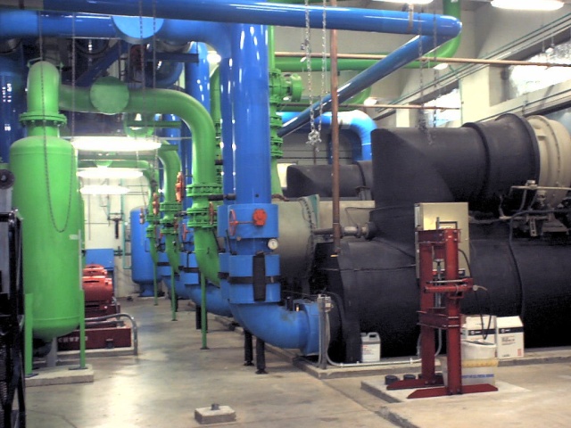 The campus's air conditioning plant, or part thereof. See the upper part of this building here.